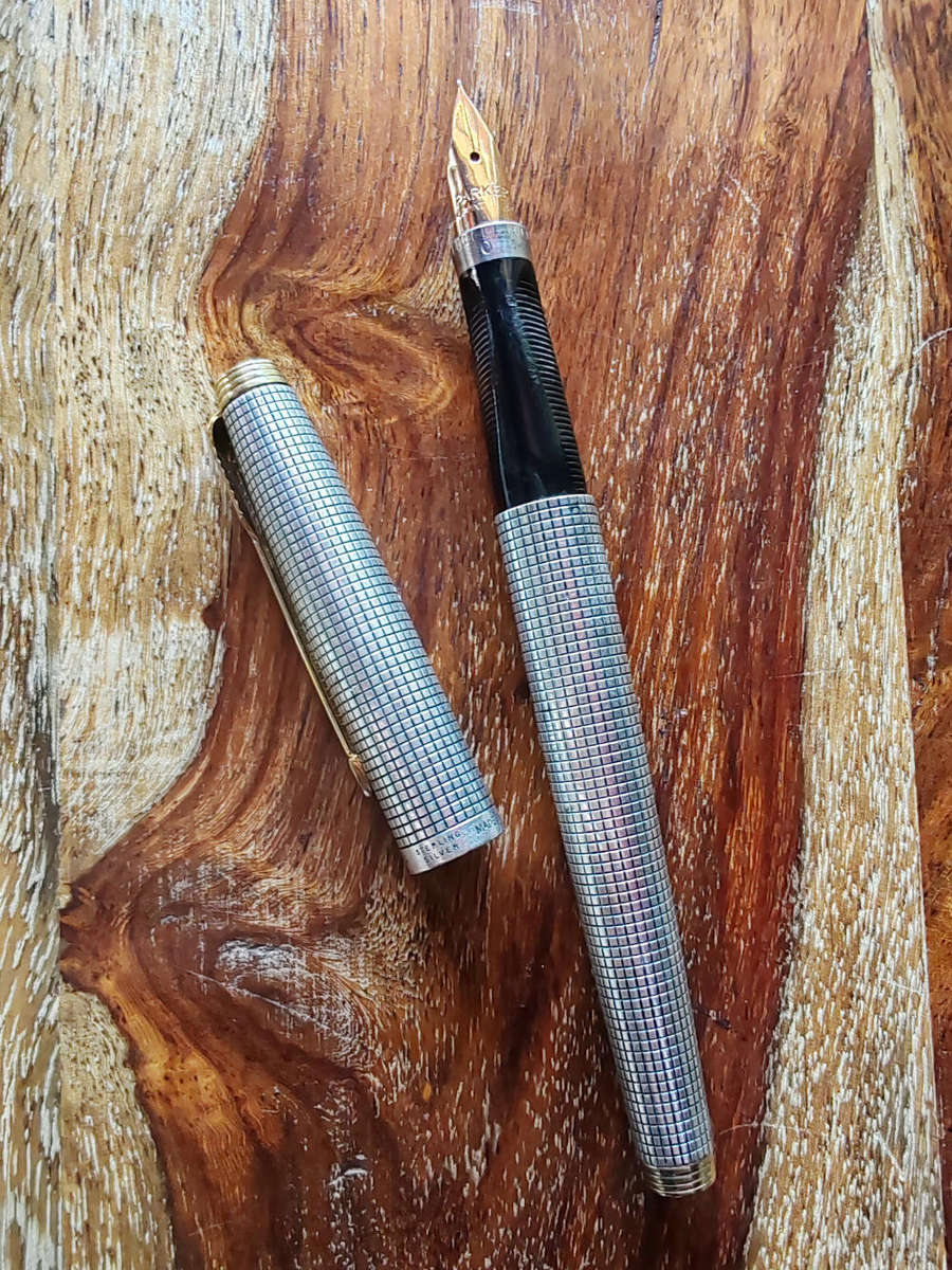 Vintage Parker 75 Sterling Silver Fountain Pen  Made in USA  14K Gold Nib