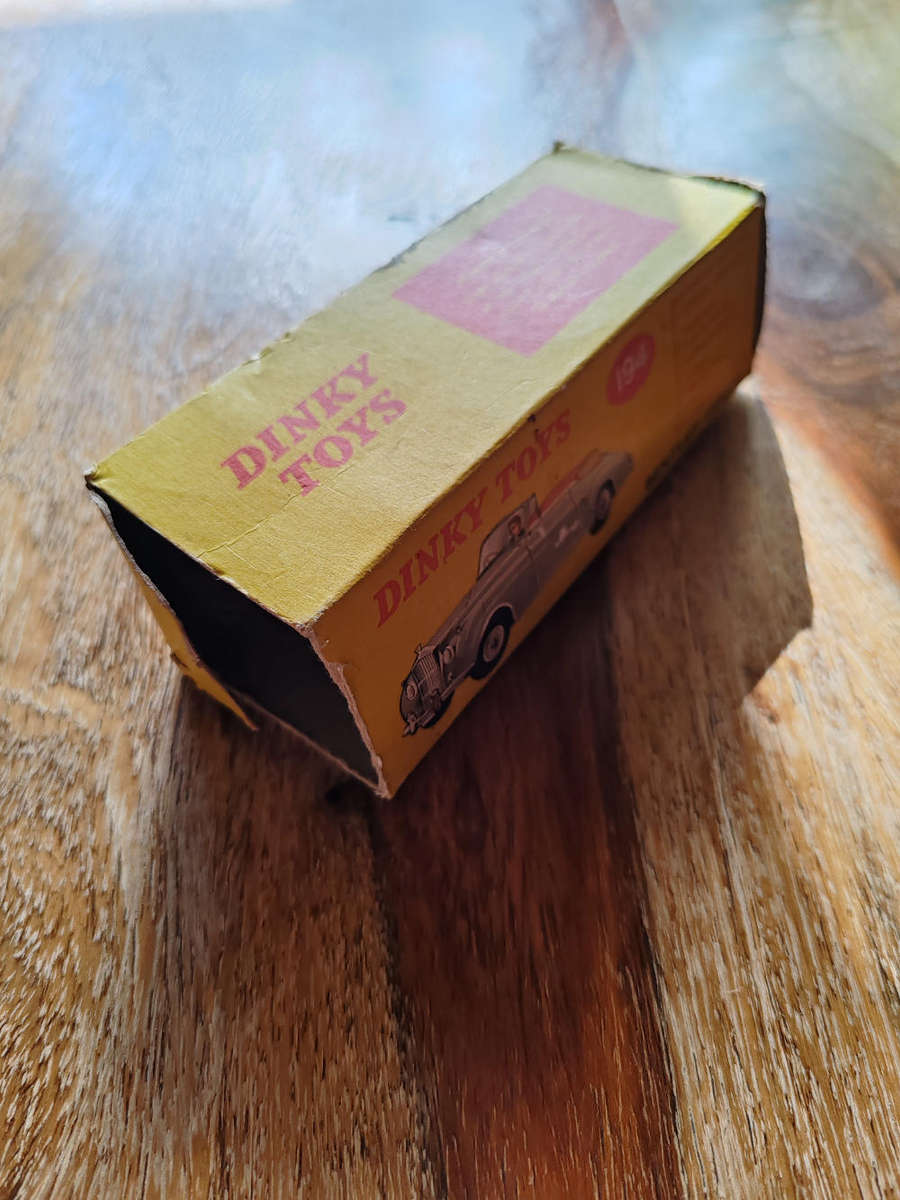 Dinky Toys No. 194 Bentley Coupé  Excellent Model with Box