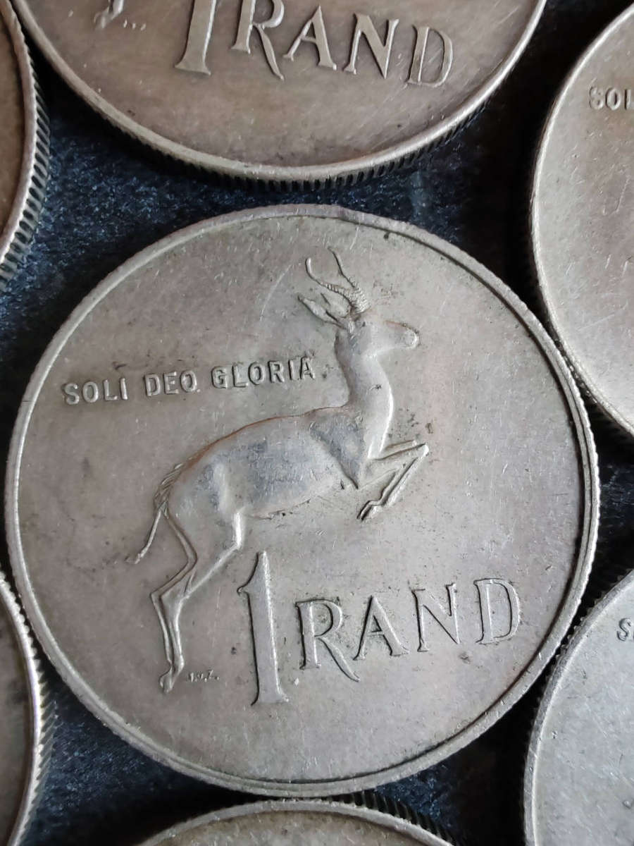 10 x South African 1 Rand Silver Coins (1960s)  80% Silver- LOT 8
