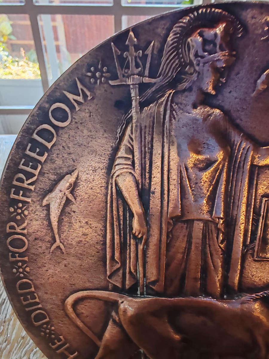 WWI Memorial Plaque  Dead Mans Penny of Private John Harold Oxley Fenn (Service No. 636020)