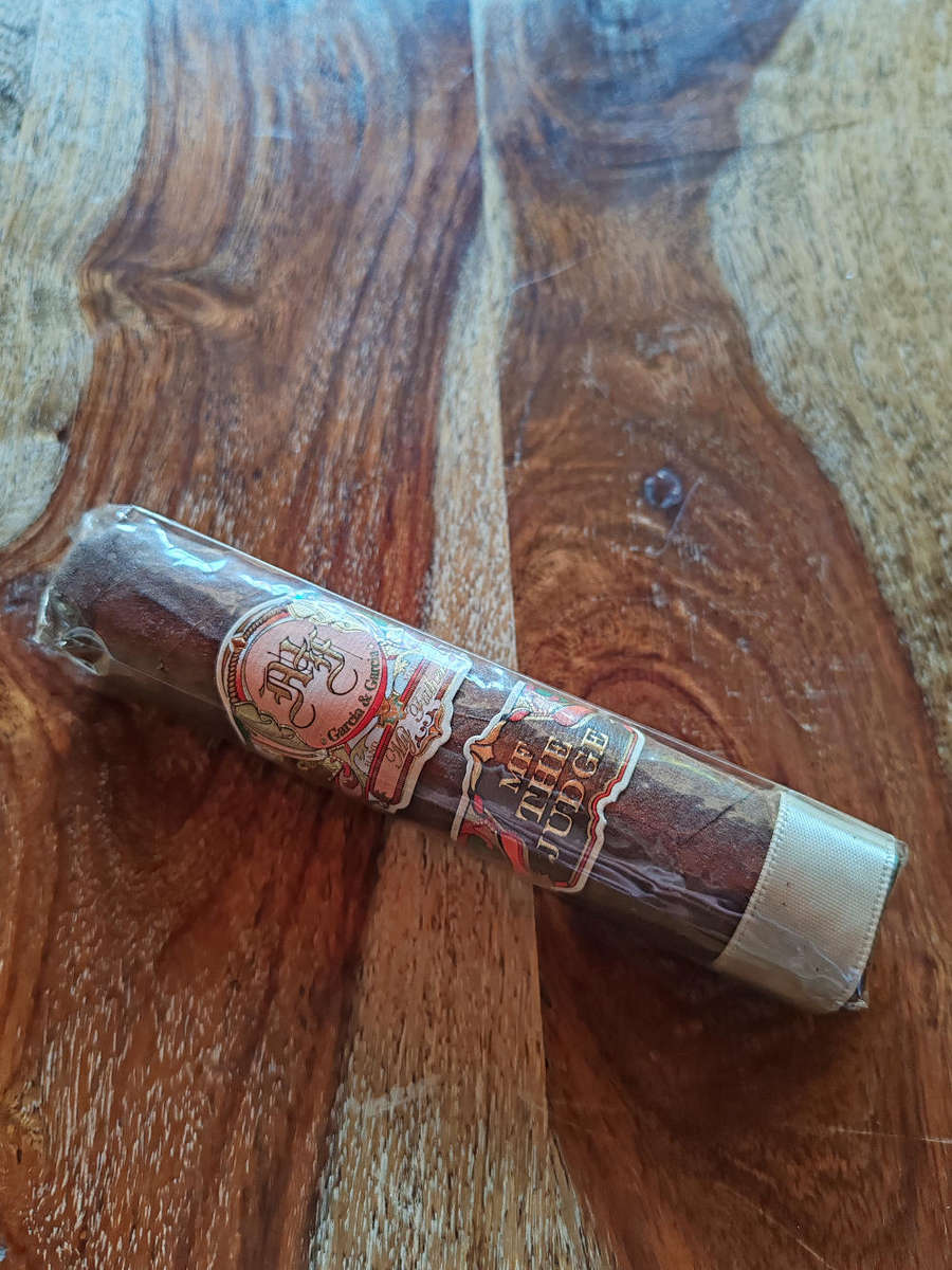 Cigar - The Judge Grand Robusto