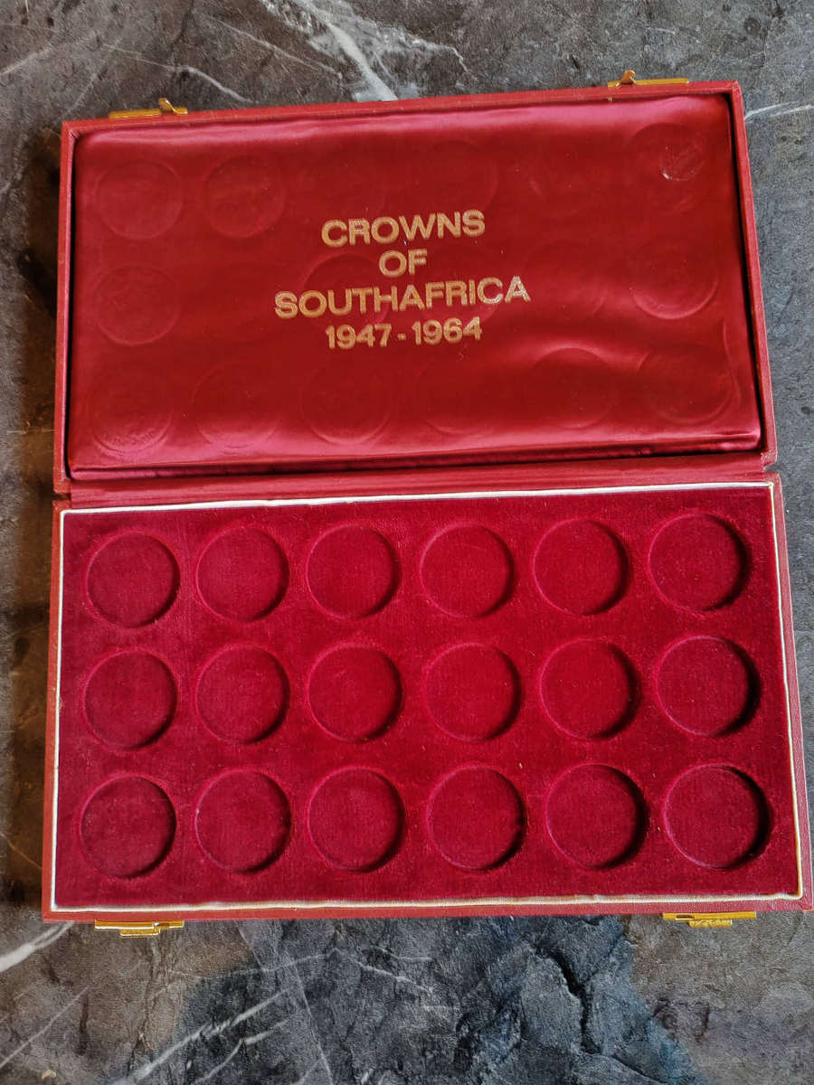 Red Crown of South Africa Display Box  Holds 19471964 Coins