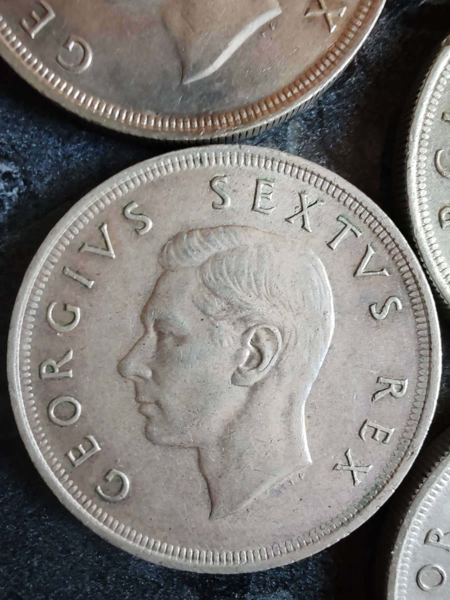 10 x South African 5 Shillings Silver Coins (1952)  50% Silver - LOT 2