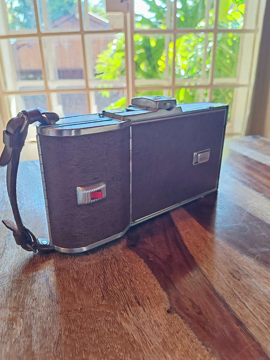 Vintage Polaroid Land Camera Model 95A with Accessories