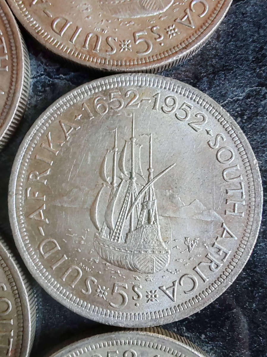10 x South African 5 Shillings Silver Coins (1952)  50% Silver - LOT 2