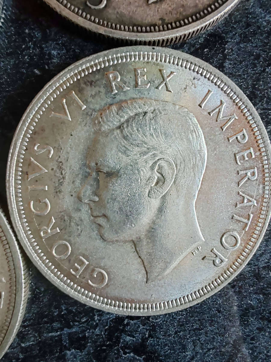 8 x South African 5 Shillings Silver Coins (1947)  80% Silver - LOT 5