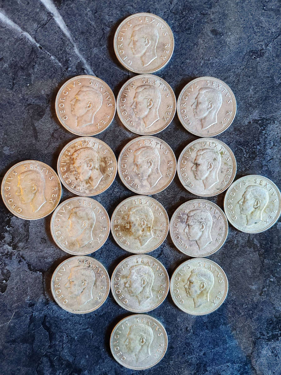 16 × South Africa 2½ Shillings  1952 (50% Silver) - LOT 1