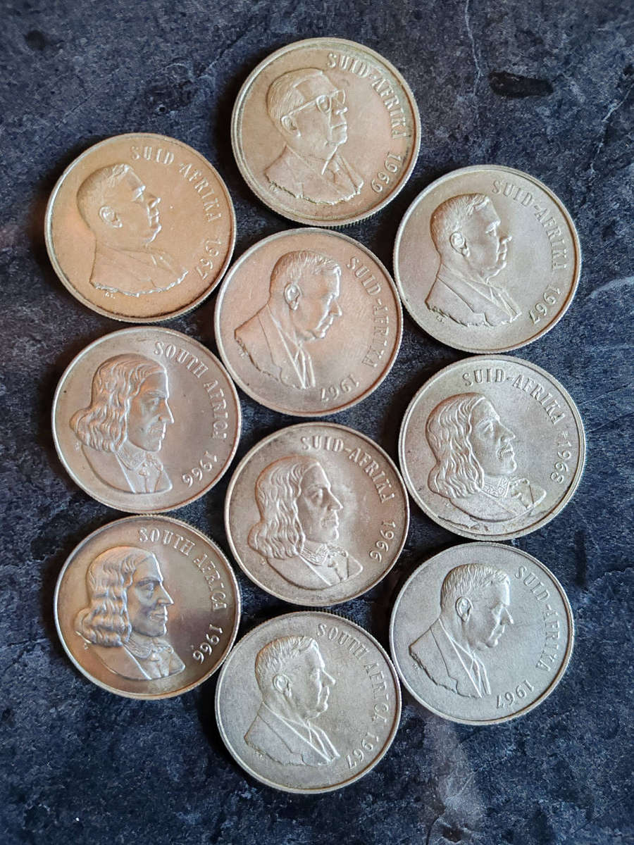 10 x South African 1 Rand Silver Coins (1960s)  80% Silver - LOT 5