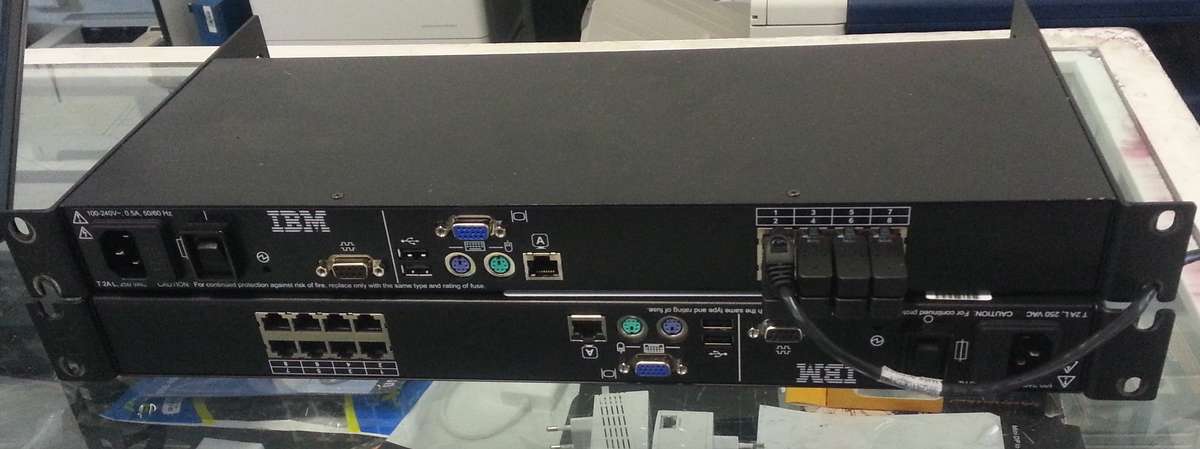 IBM 8-port Console KVM Switch 1735-3lx 41y9310
