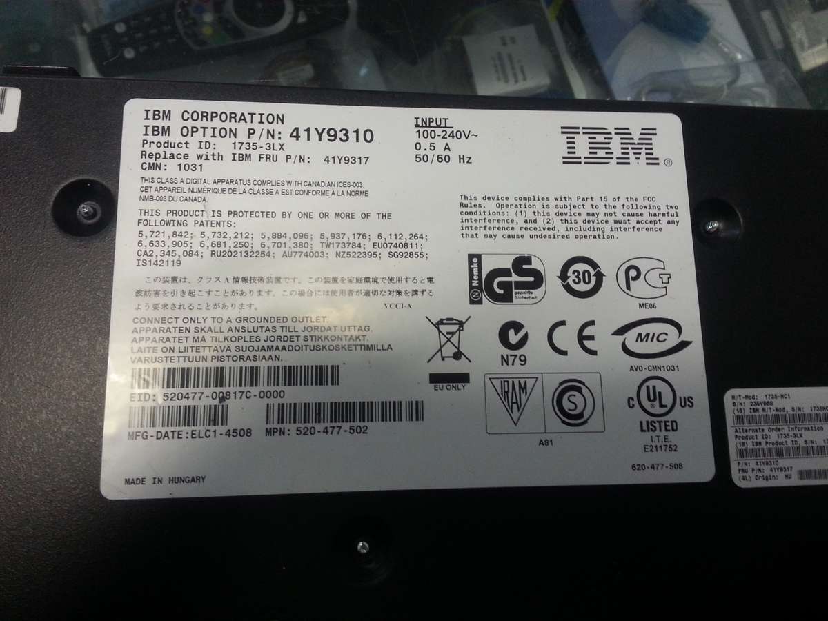 IBM 8-port Console KVM Switch 1735-3lx 41y9310