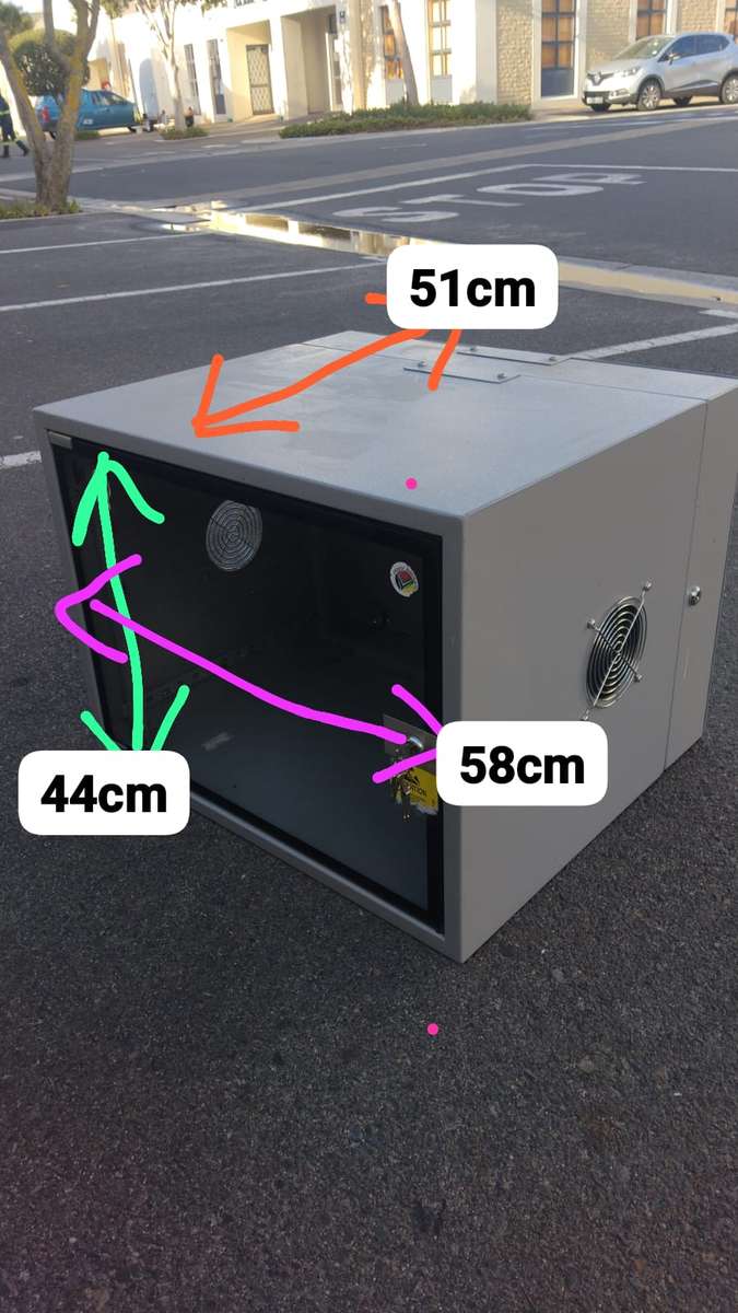 9U-Rack Server Cabinet - 510 x 580 x 440mm