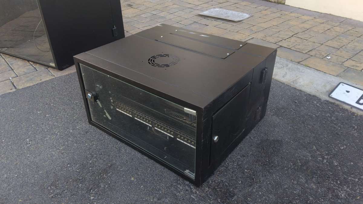 6U-Rack Server Cabinet - 500 x 570 x 510mm