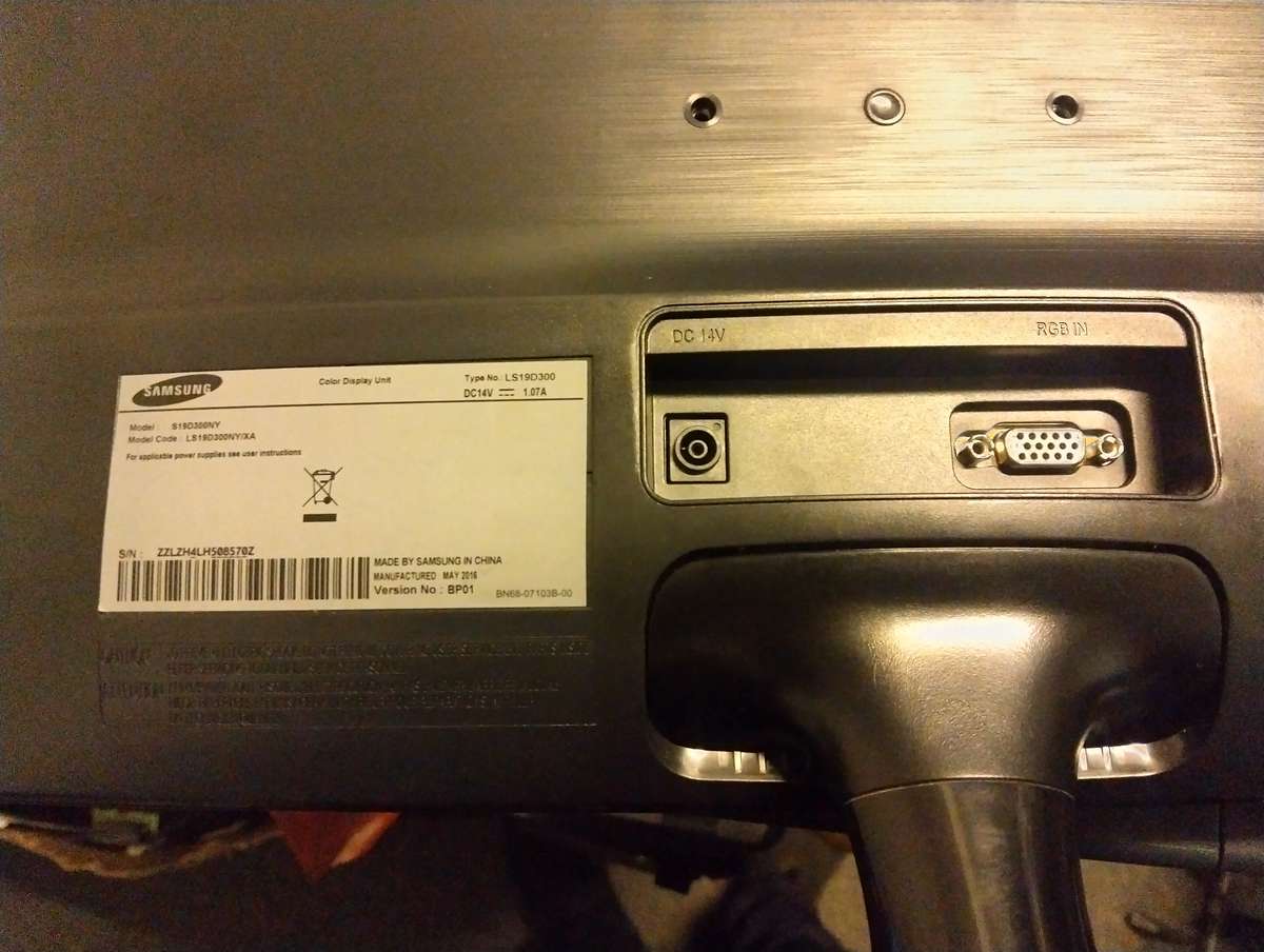 19inch Samsung LS19D300 LED Backlit LCD Monitor