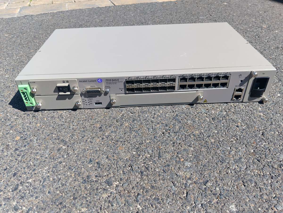 Alcatel Lucent 7210 SAS-E Service Access Switch  12SFP/12-TX