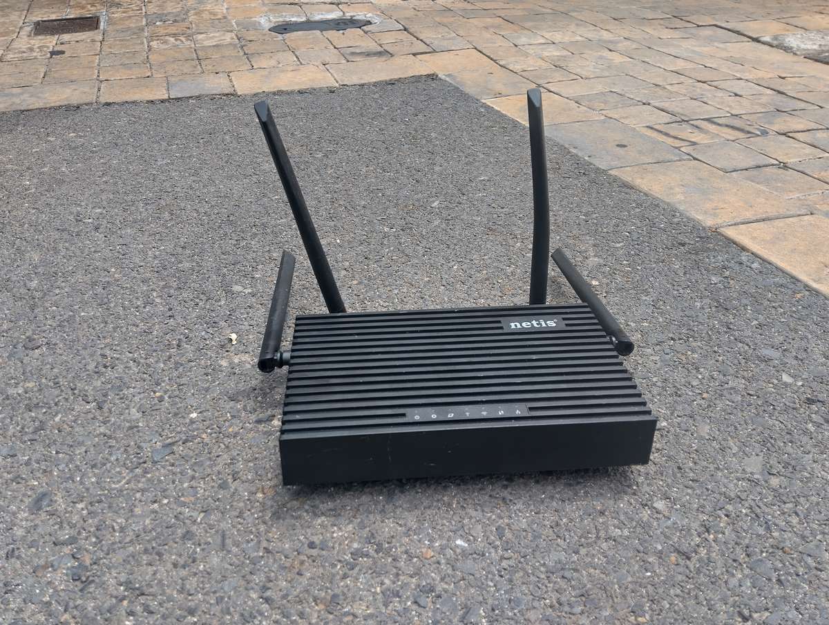 Netis AX1800 Dual Band Wireless Router  Model:N6