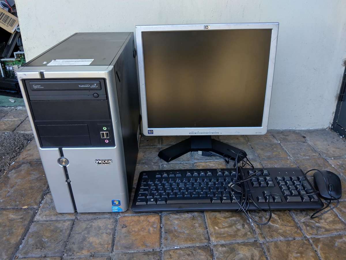 i5 1st Gen Desktop PC 160/250g HDD, 4gb RAM, W10, + 17inch Monitor