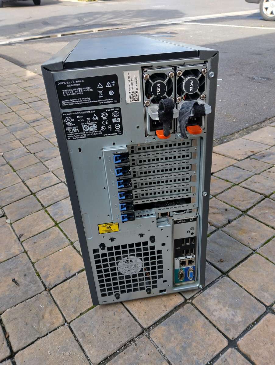 DELL PowerEdge T320 Server -  Intel Xeon E5-2420@ 2.40GHz 6cores, 16GB DDR3 ram