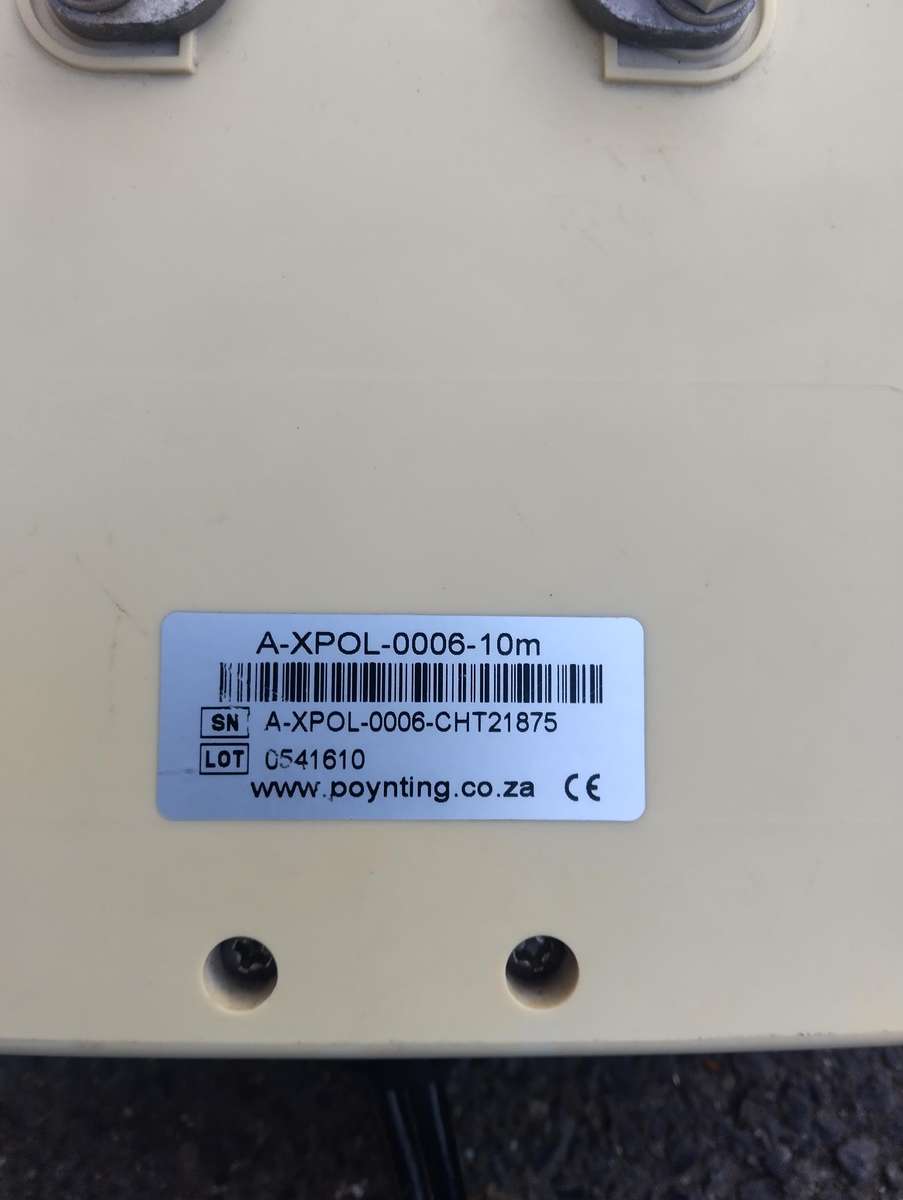 Poynting A-XPOL-006-10M Dual-Polarised full LTE Antenna Amplifier