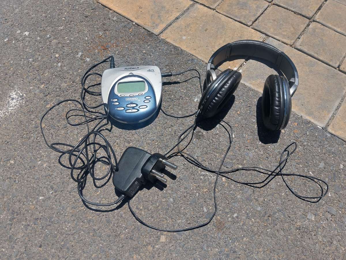 Creative Nomad Jukebox Digital Audio MP3 Player with 40gb storage space internal