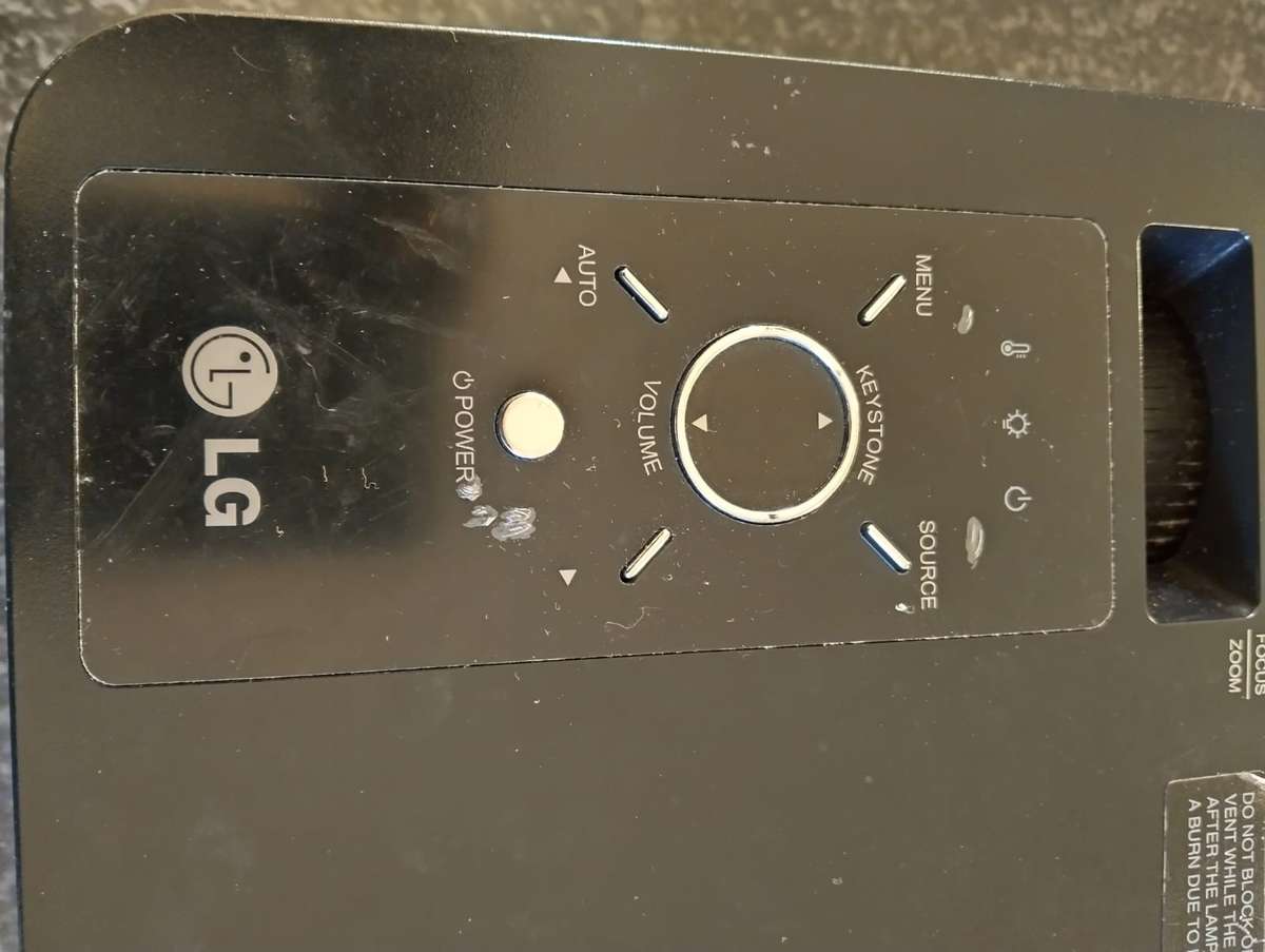 LG DLP 3D SVGA Projector (Model: BS274)  No Remote