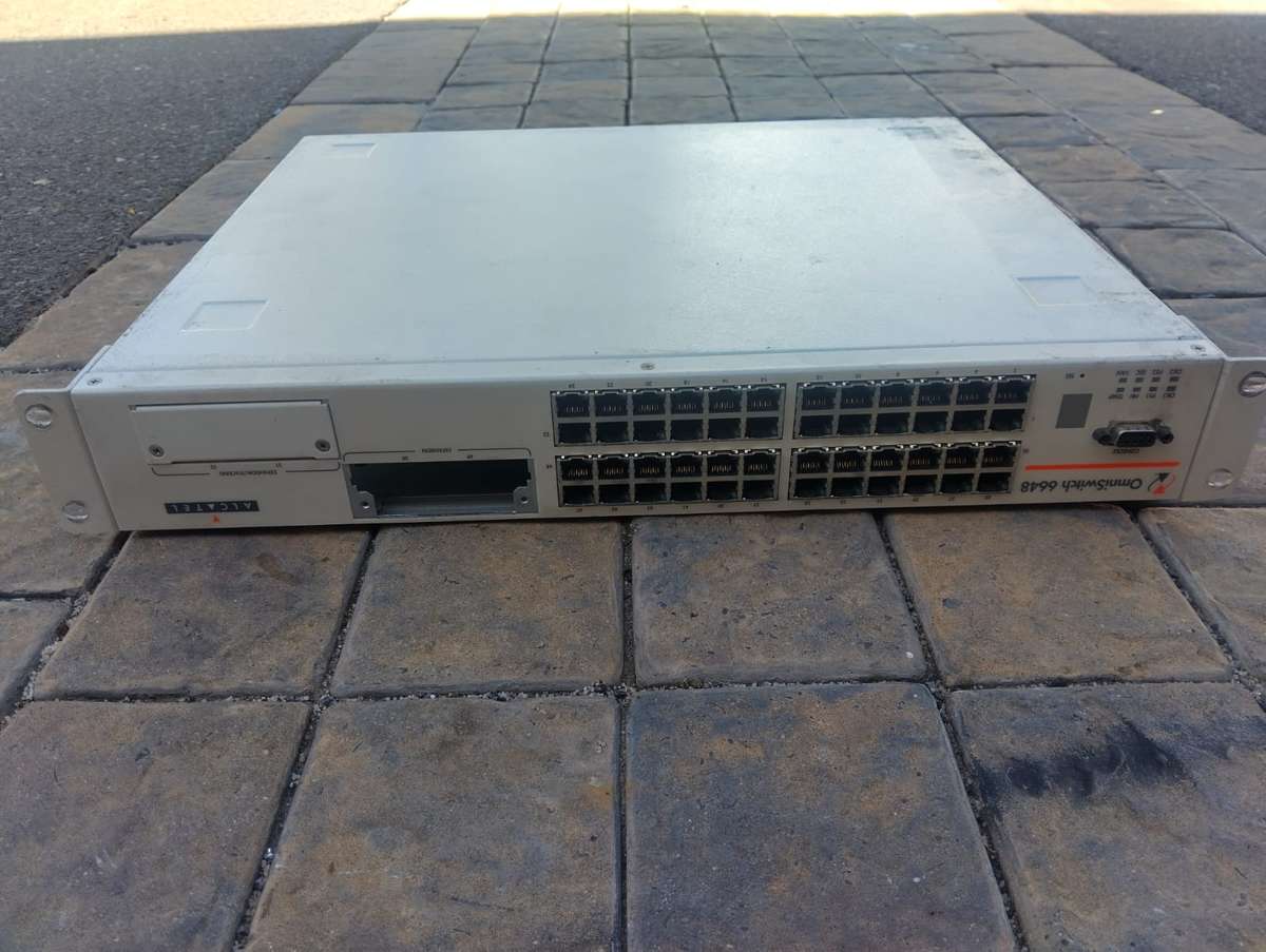 Alcatel OmniSwitch 6648 Ethernet Switch 48 Port Managed Rack Mountable Model: 0S6648