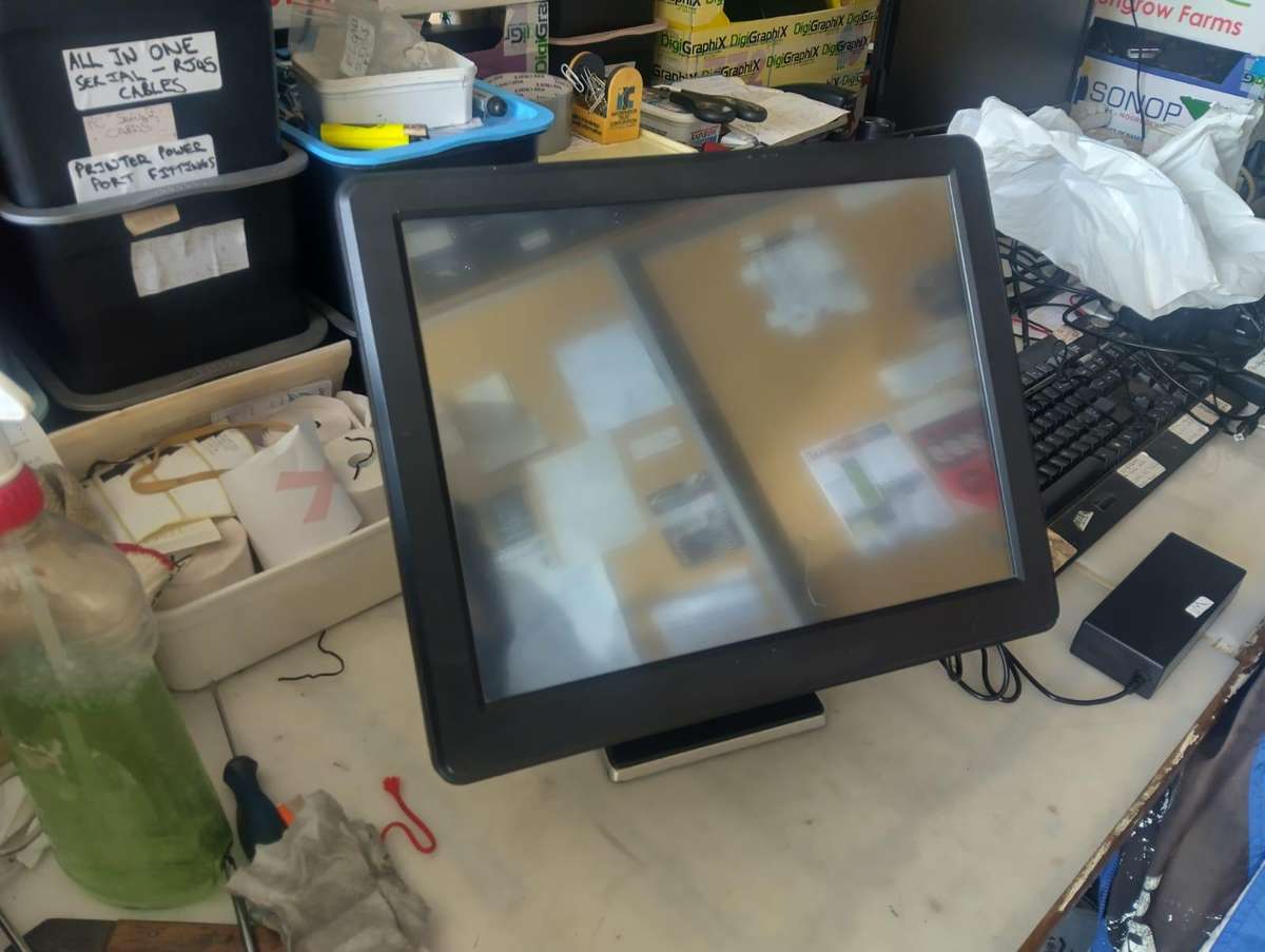 FEC All in One Touch POS System 15" PP9635 Intel® Celeron J1900 1.99Ghz, 4GB RAM, 60GB SSD