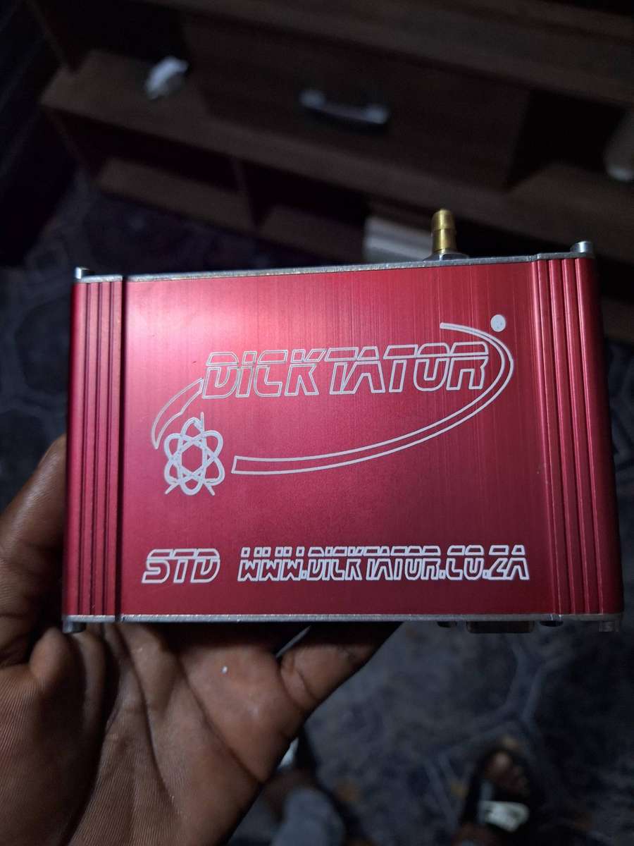 Standard dicktator engine management