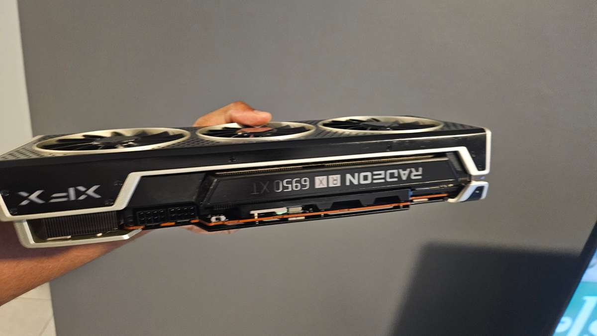 XFX Radeon RX 6950 XT Speedster Merc 319 Black  16GB GDDR6 (Turns On Intermittently, Sold As-Is)