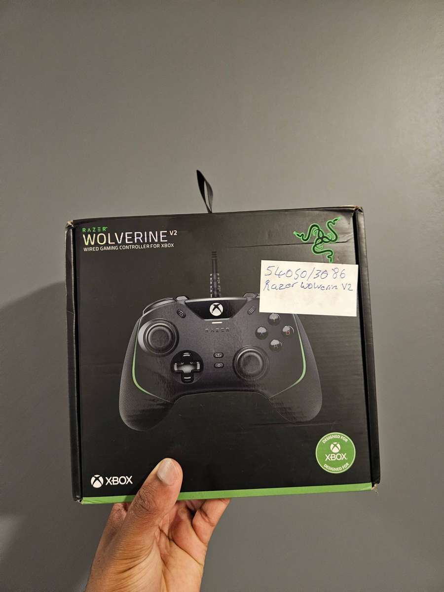 Razer Wolverine V2 Wired Controller  Xbox Series X (A-Button Faulty)  Selling As-Is