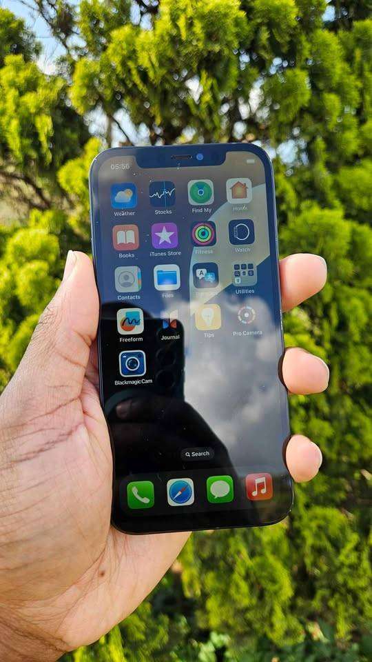 Apple iPhone 12 64GB  Grade B / Good Condition | Phone + USB-C Cable