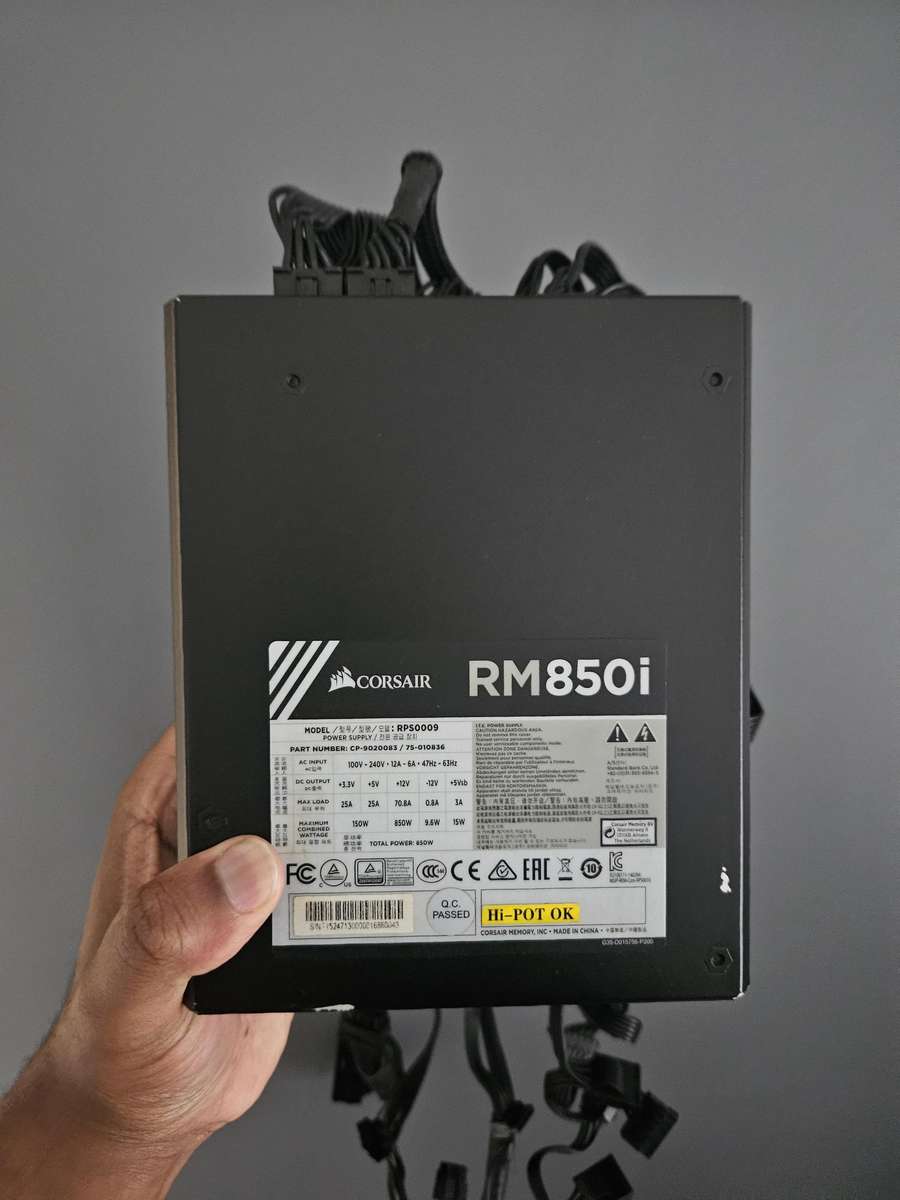 Corsair RM850i  850W Fully Modular Power Supply