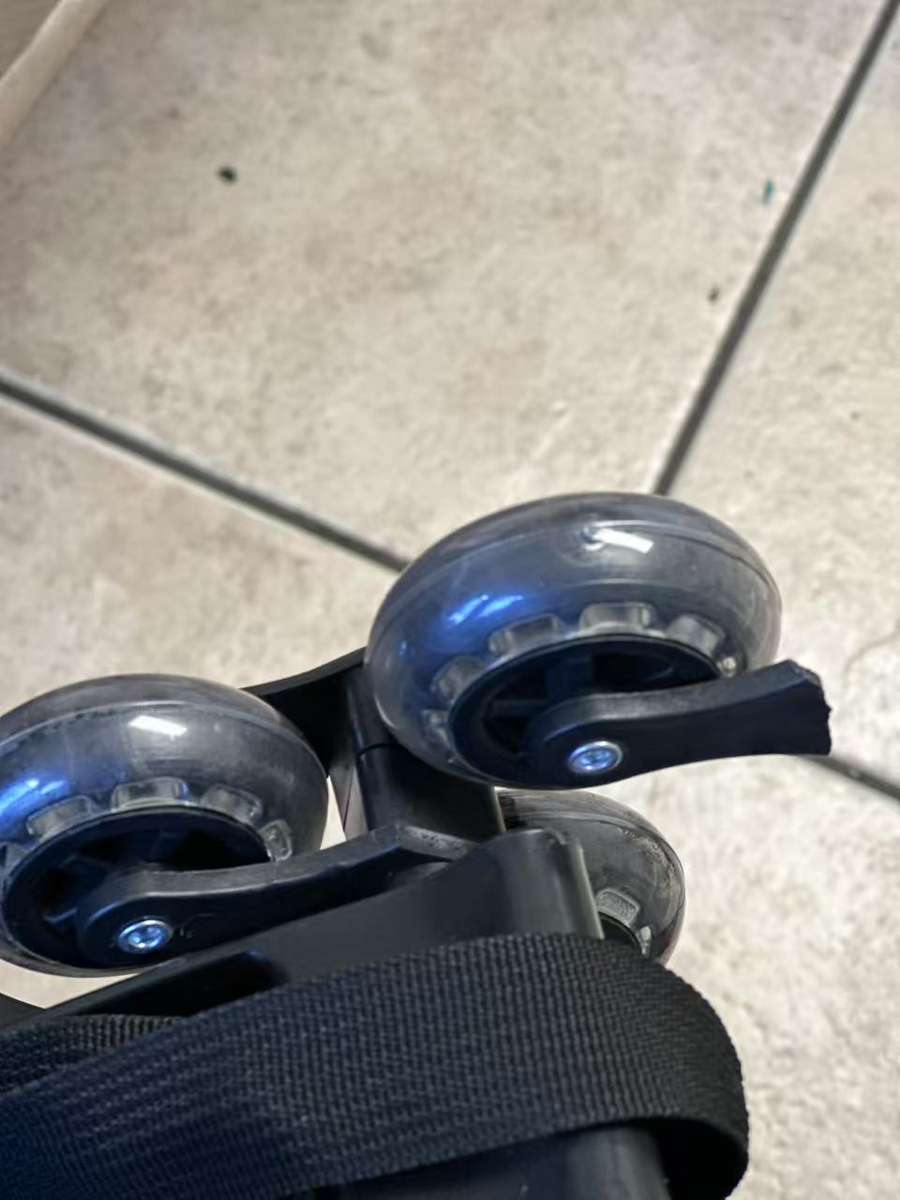 Student school bag with non-removable wheels, trolley backpack - Blue+Green