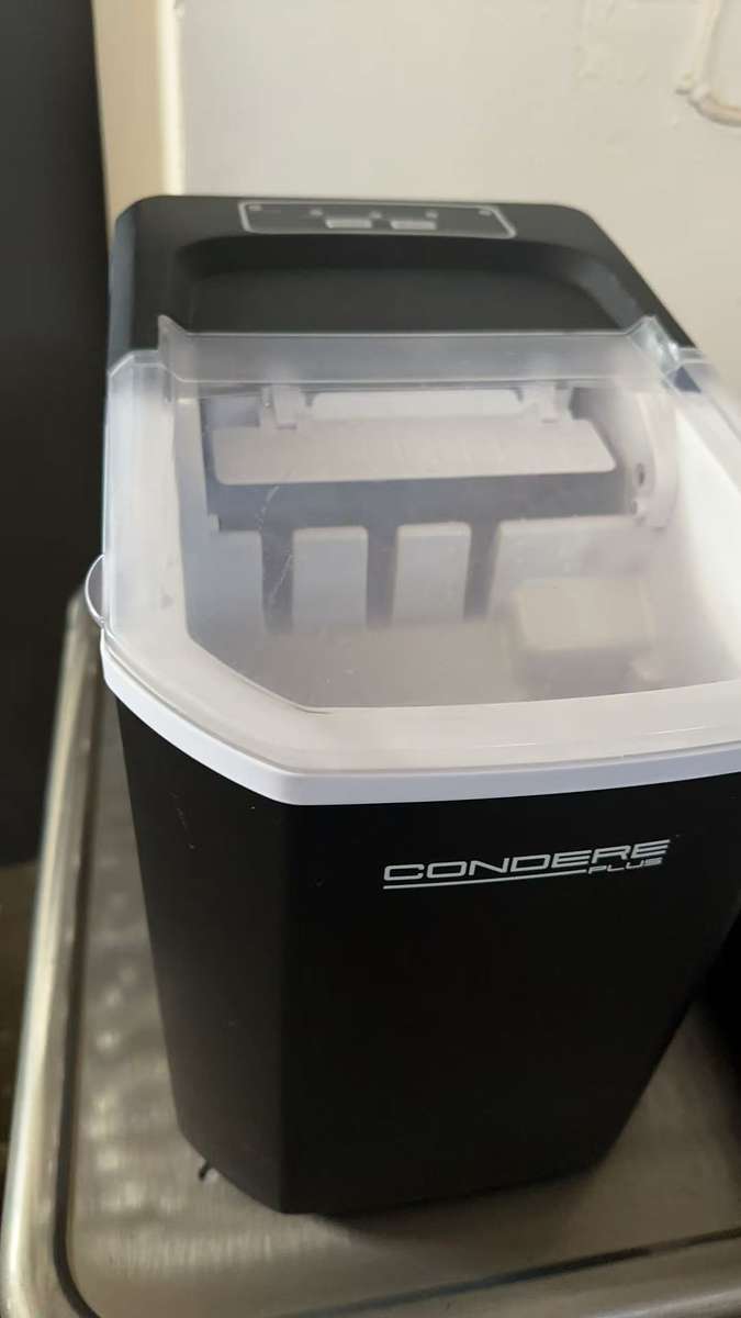 Condere Automatic Cleaning 1.5L Household Ice Maker - GB-46 - Black