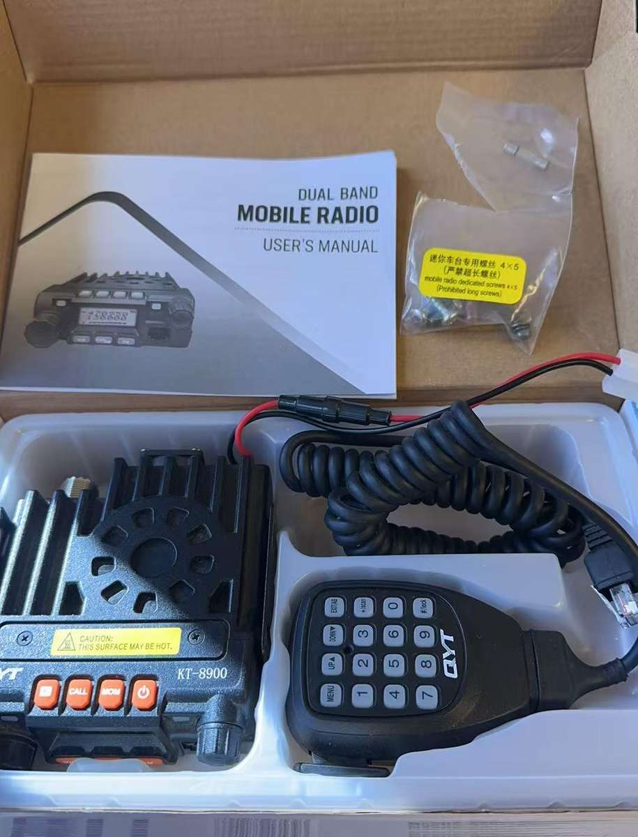QYT KT-8900 Dual Band Mobile Radio