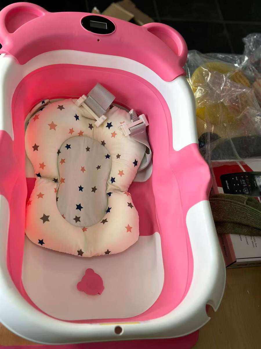 Foldable Baby Bathtub Collapsible Portable Instant Temperature Display - Pink