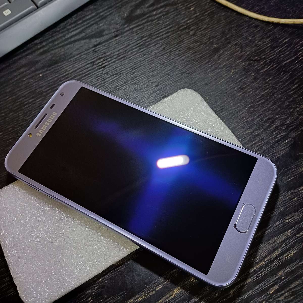 Samsung Galaxy J4 (J400F)