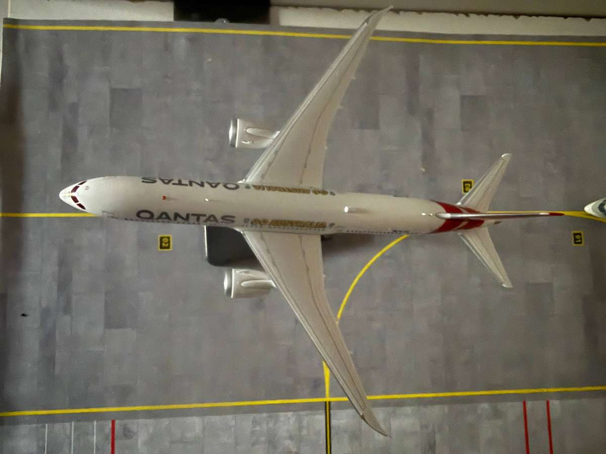 Qantas 787-900 Diecast model