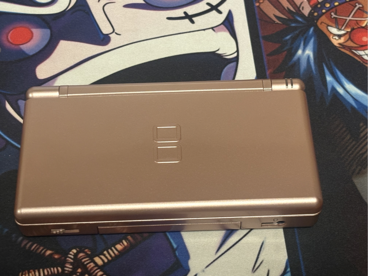 Nintendo Ds lite metallic rose