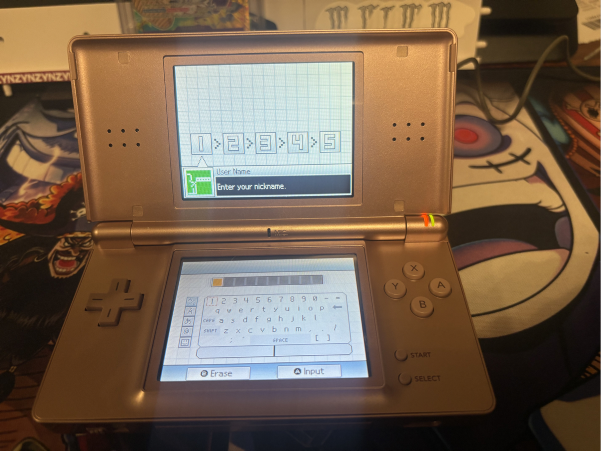 Nintendo Ds lite metallic rose