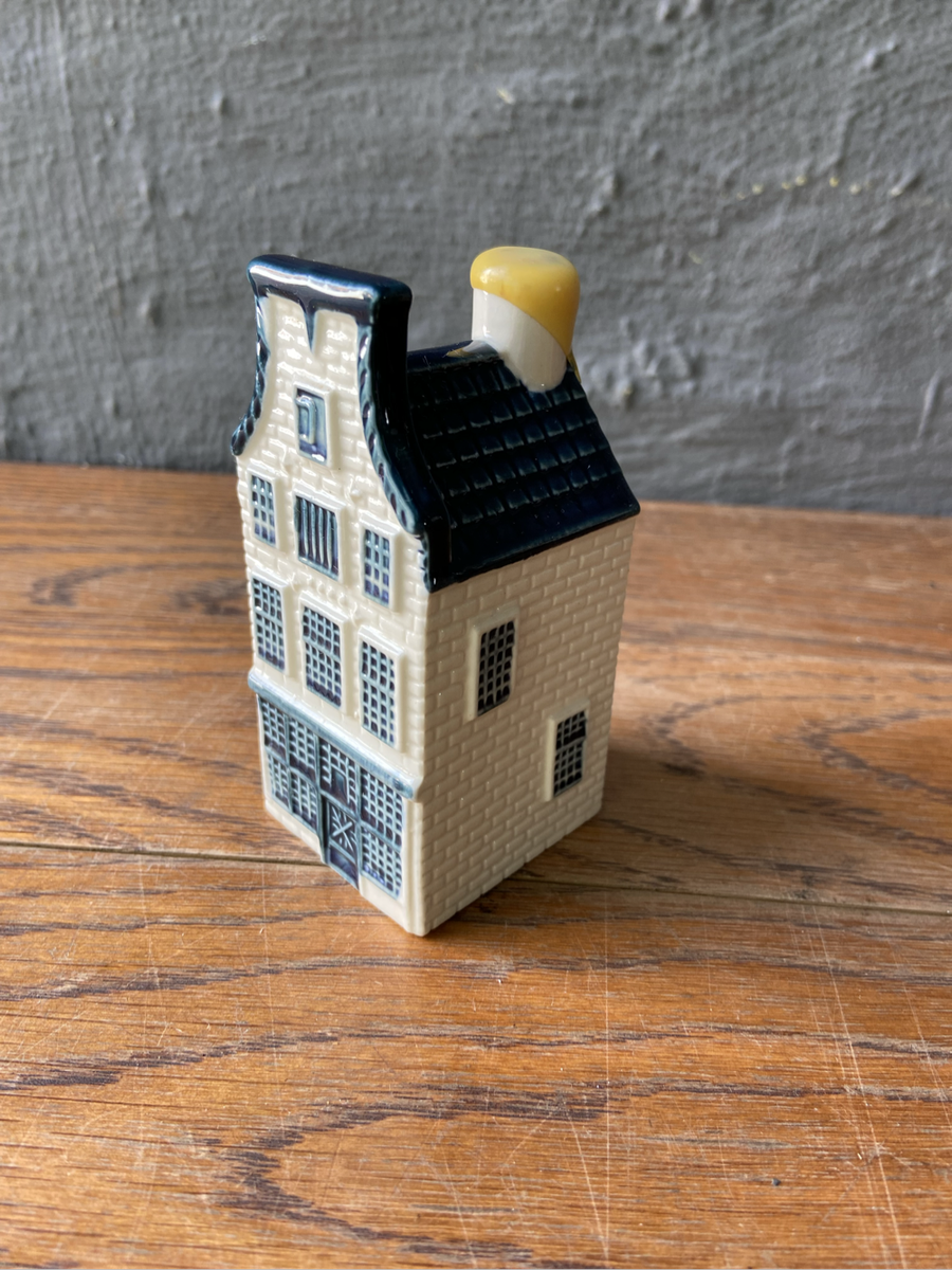 Delft KLM Miniature Number 23