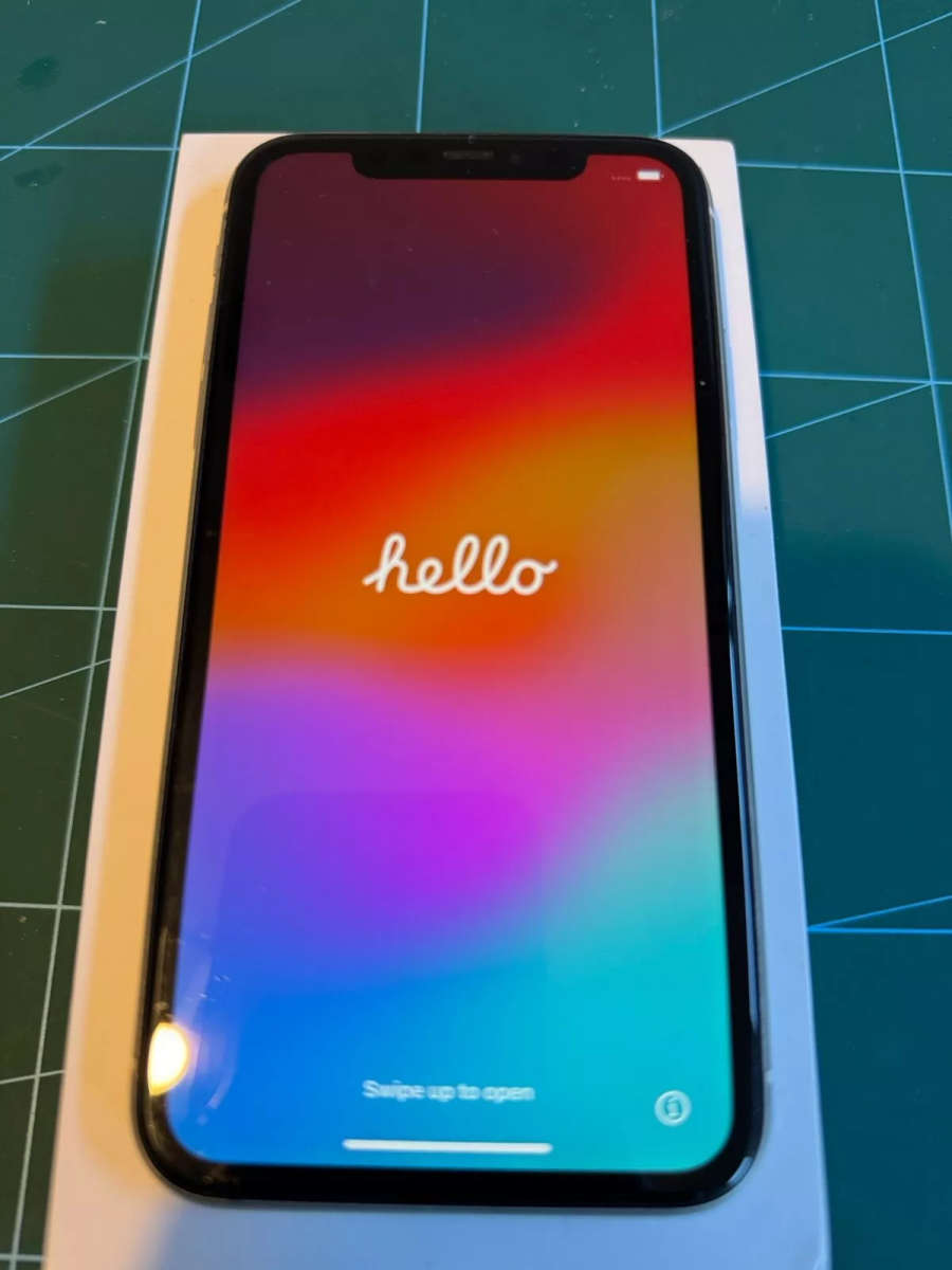 Apple iPhone 11 Green 78% Battery