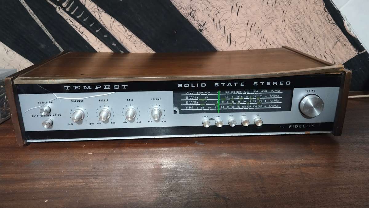 Vintage Tempest Hi Fidelity Solid State Stereo Tuner