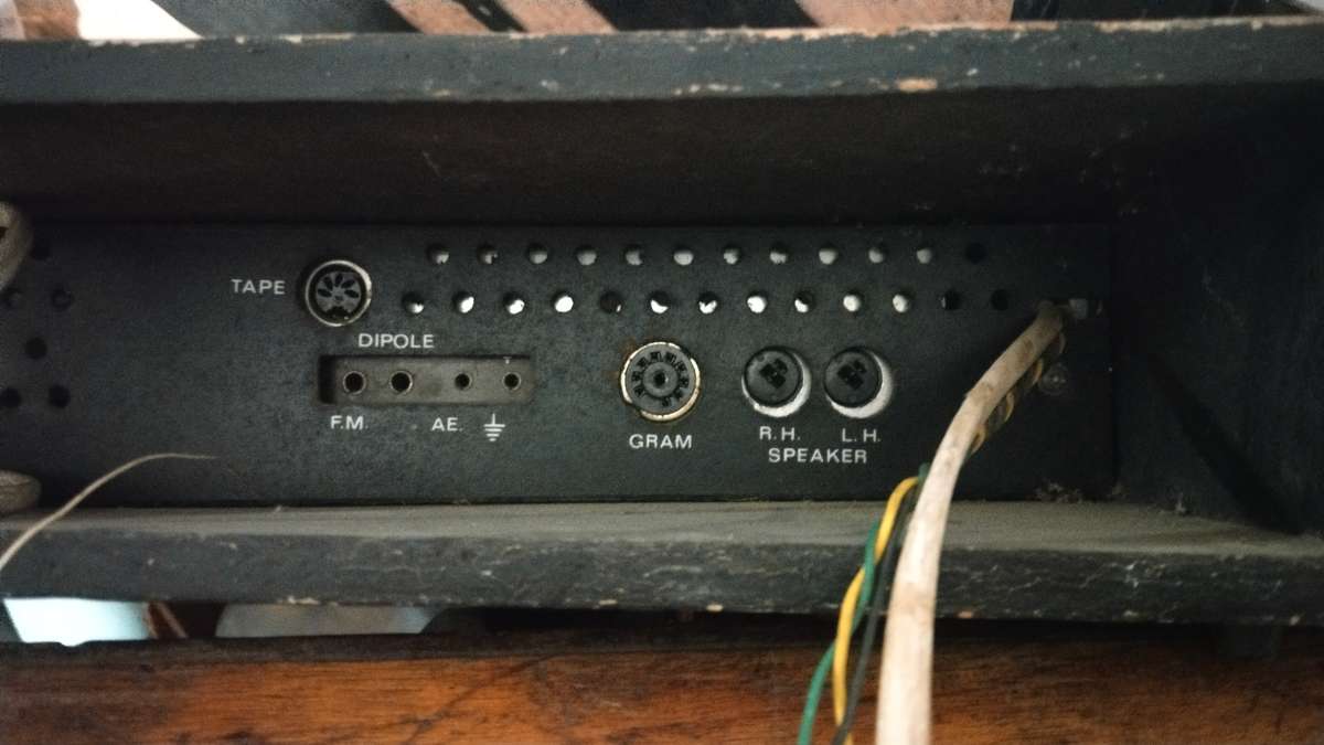 Vintage Tempest Hi Fidelity Solid State Stereo Tuner