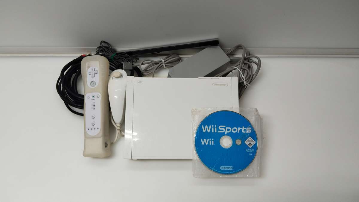 Nintendo Wii Bundle