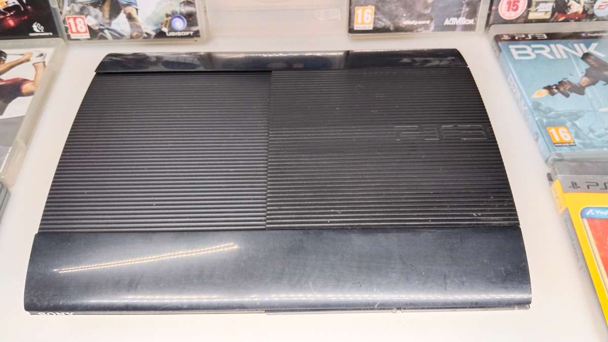 PlayStation 3 Super Slim 1TB Bundle