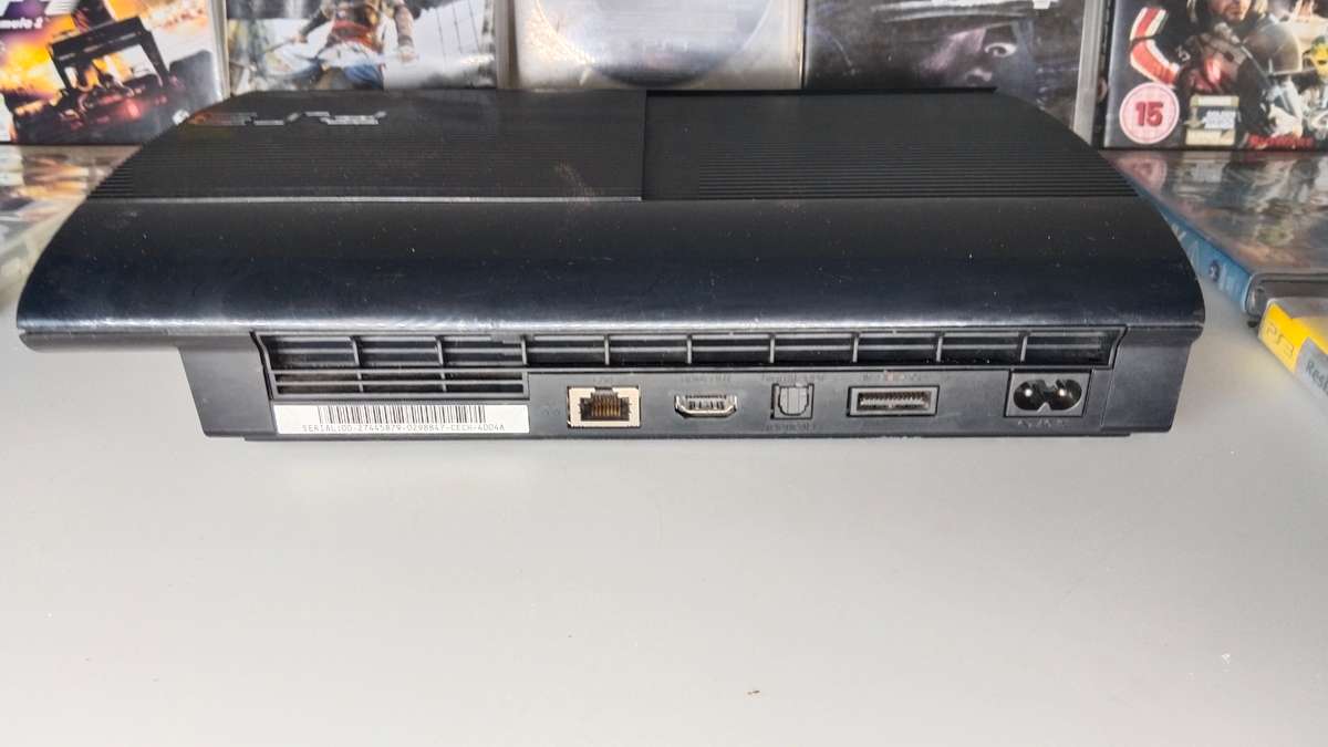 PlayStation 3 Super Slim 1TB Bundle