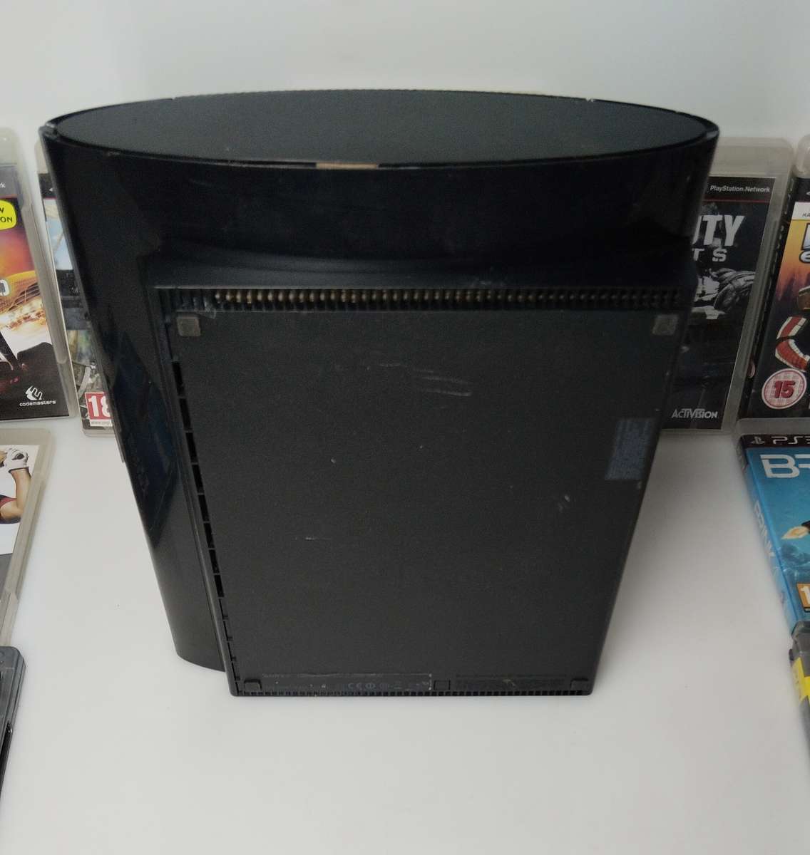 PlayStation 3 Super Slim 1TB Bundle