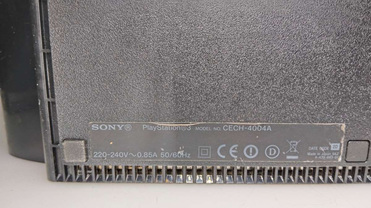 PlayStation 3 Super Slim 1TB Bundle