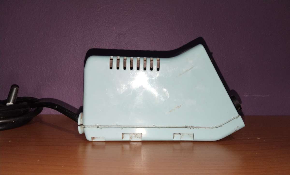 Weller WTCP-S Soldering Station