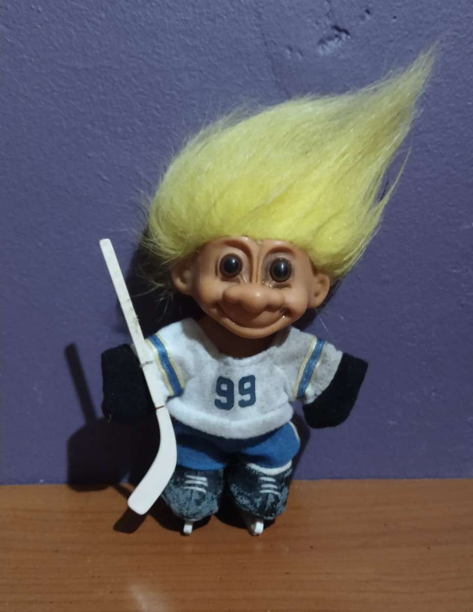 HOCKEY Wayne Gretsky 5" Russ Troll Doll Yellow Hair Vintage Collectible Figure